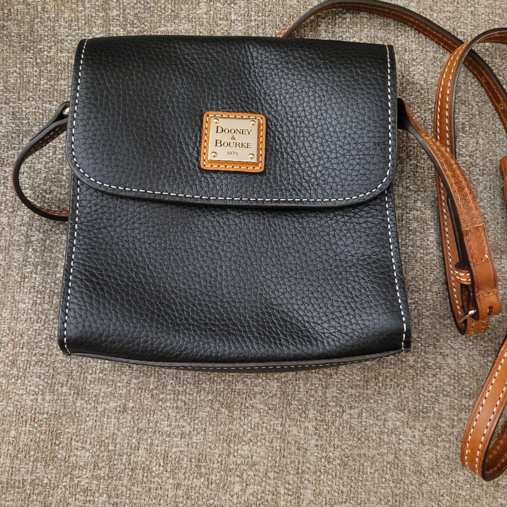 Dooney & Bourke crossbody